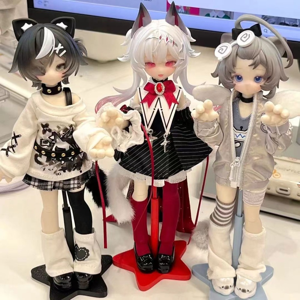 Inedible Doll Lunar Lore Meow  - Mystery Box Blind Bag recension och pris
