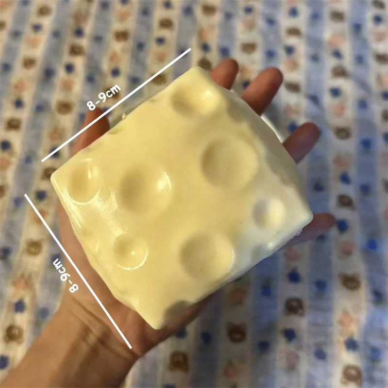 ◑Jumbo Cheese Cube Stress Ball - Fidget Cube Original recension och pris